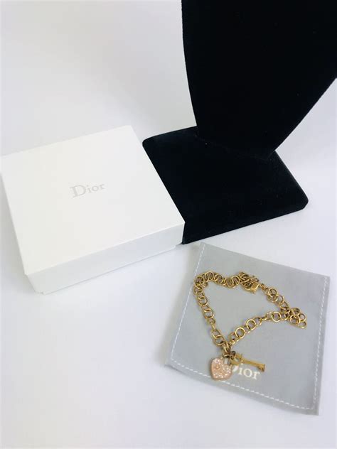 dior heart bracelet|Dior perfumable bracelet.